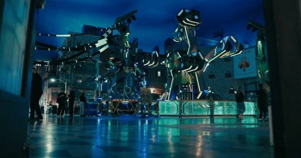 Warner Bros. World™ Abu Dhabi Welcomes First Riders on ‘Kryptonite Collider’